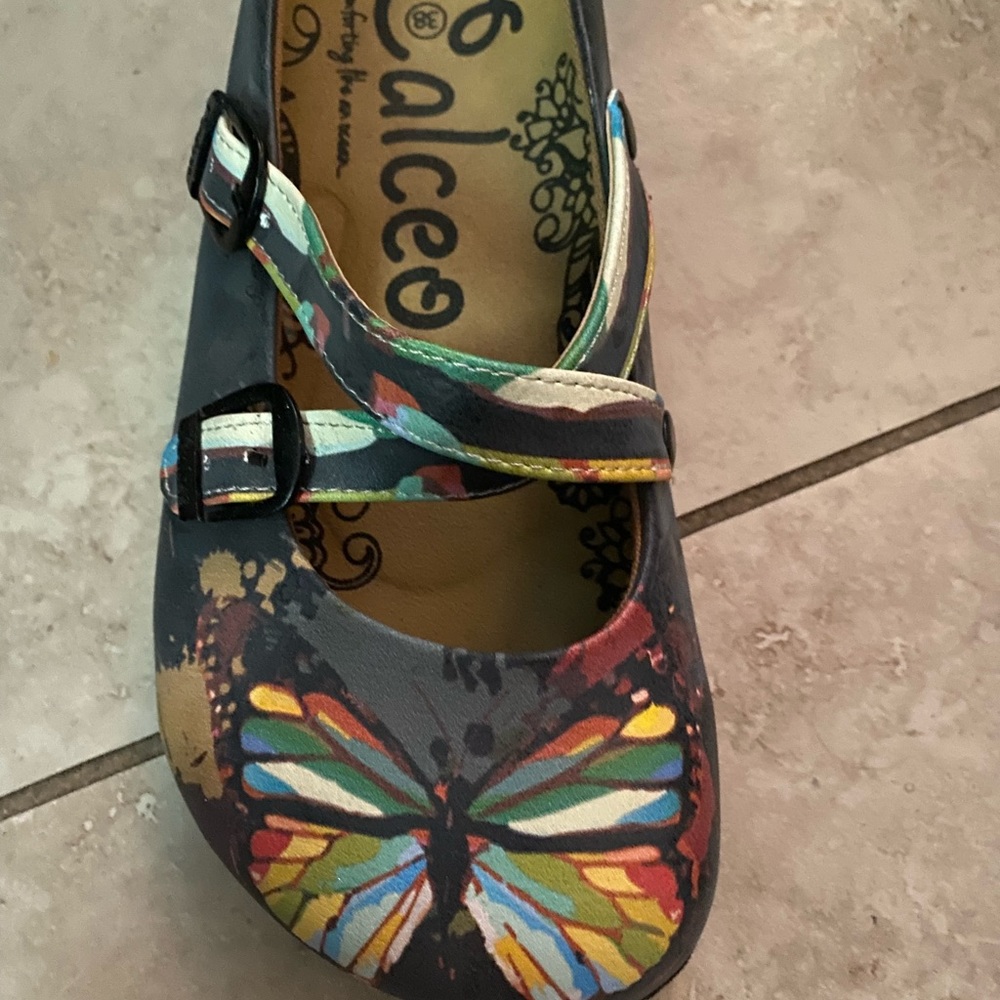 Calceo Size 8 BN